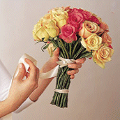 Bukiet ślubny: Róże - zabezpieczenie bukietu