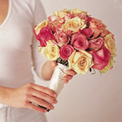 Bukiet ślubny: Róże - wykończenie bukietu